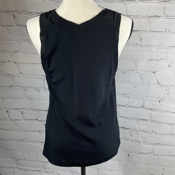 UEC Trouve deep V black tank xs - Picture 5 of 7